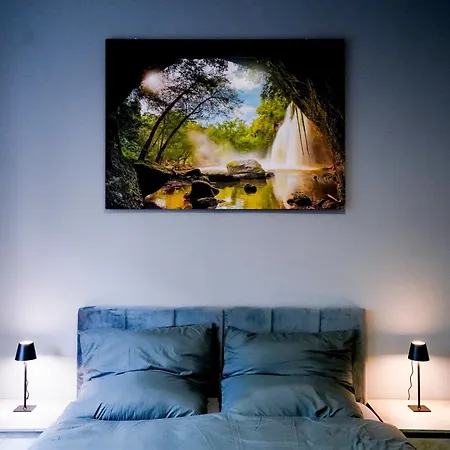 J&jbermudastay A Luxurious Double-bedroom With A Private Bathroom And Shared Kitchen In Center-bermuda3eck Pensjonat Bochum