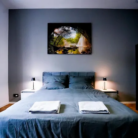 Pensjonat J&jbermudastay A Luxurious Double-bedroom With A Private Bathroom And Shared Kitchen In Center-bermuda3eck