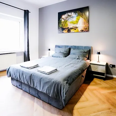 Guest house J&jbermudastay A Luxurious Double-bedroom With A Private Bathroom And Shared Kitchen In Center-bermuda3eck
