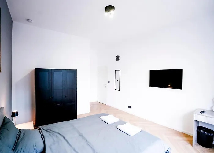 招待所 J&jbermudastay A Luxurious Double-bedroom With A Private Bathroom And Shared Kitchen In Center-bermuda3eck 波鸿