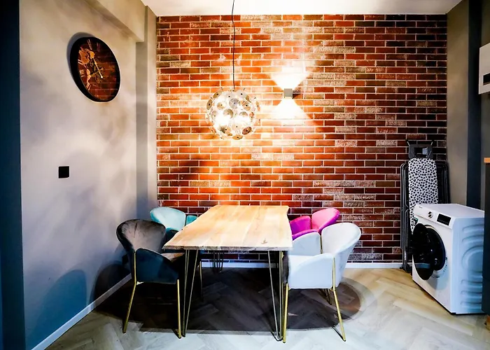 J&jbermudastay A Luxurious Double-bedroom With A Private Bathroom And Shared Kitchen In Center-bermuda3eck