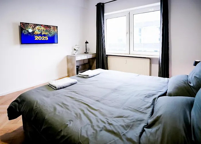 J&jbermudastay A Luxurious Double-bedroom With A Private Bathroom And Shared Kitchen In Center-bermuda3eck 招待所 波鸿